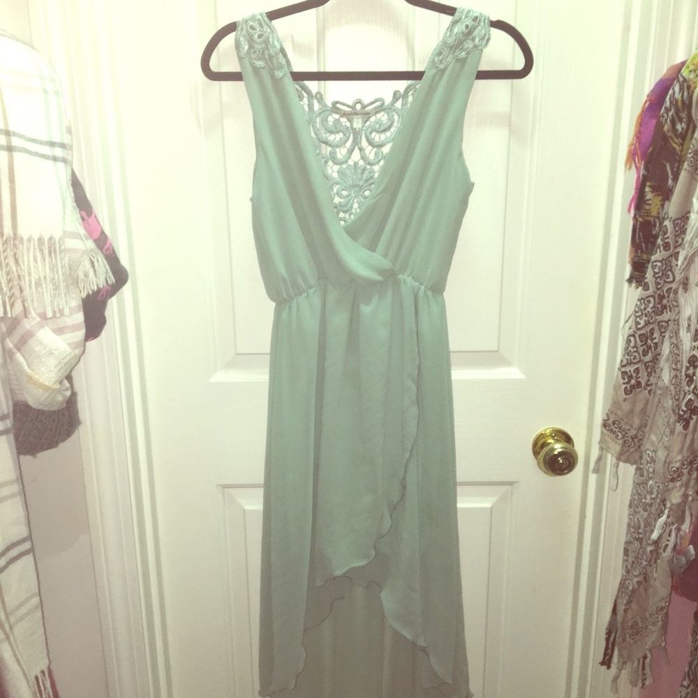 Sea foam green high-lo classy dress